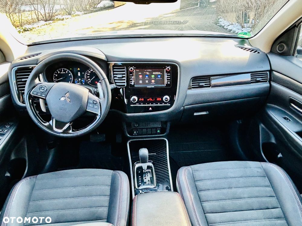 Mitsubishi Outlander 2.0 2WD CVT Diamant+ - 15