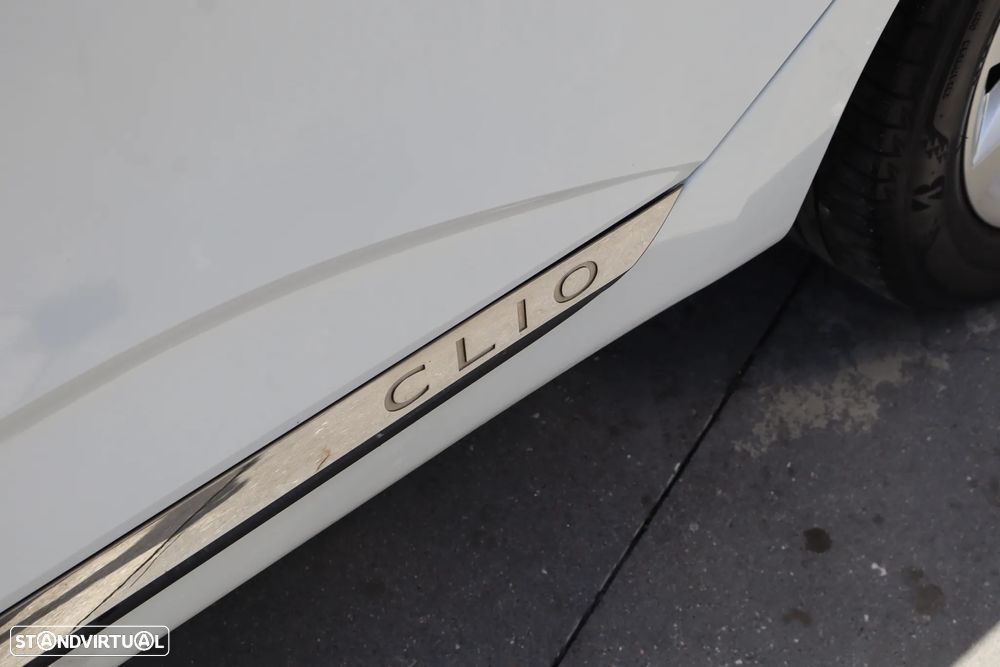 Renault Clio 1.0 TCe Intens Bi-Fuel - 9