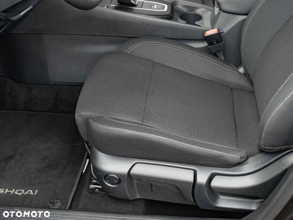 Nissan Qashqai - 12