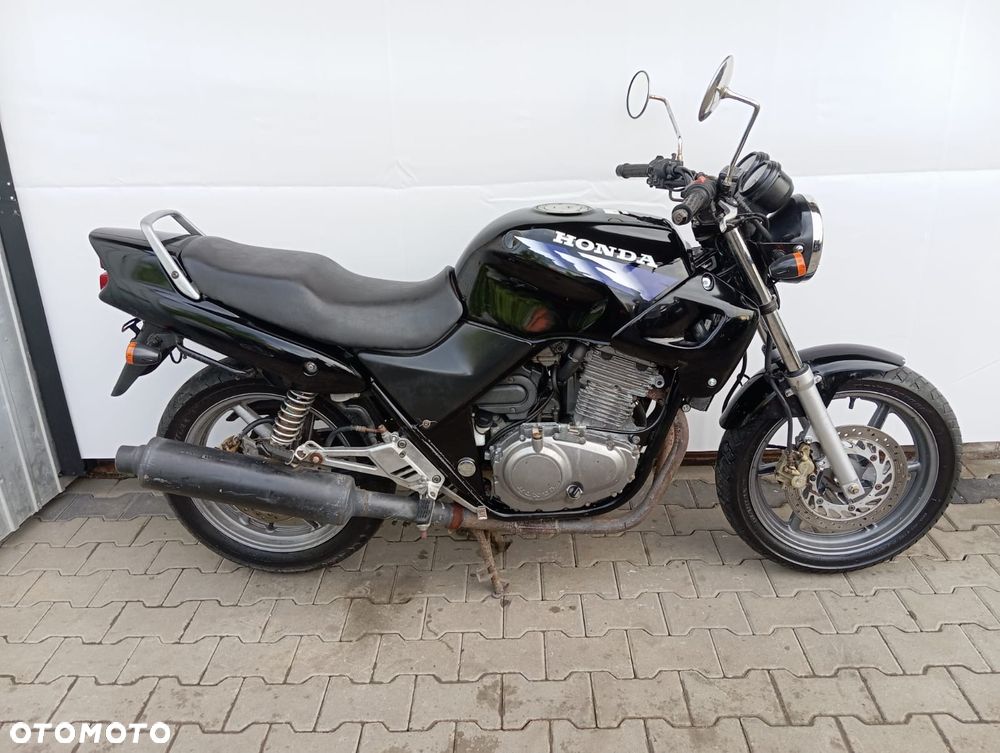 Honda CB - 2