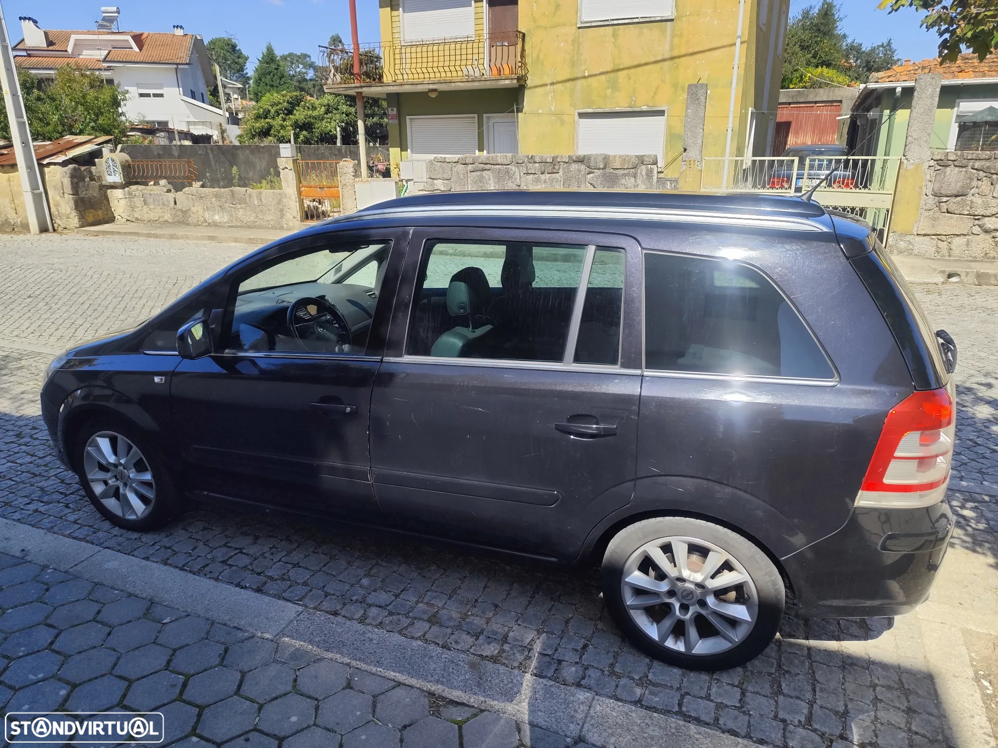 Opel Zafira 1.7 CDTi EcoFLEX - 10