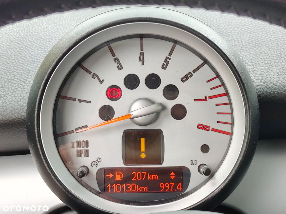 MINI Cooper Standard - 16