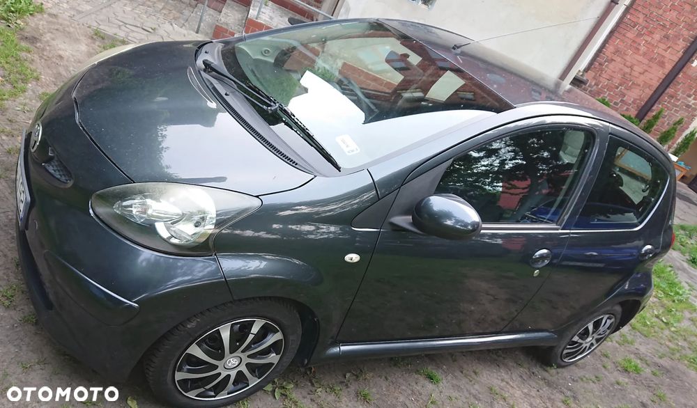 Toyota Aygo City - 4