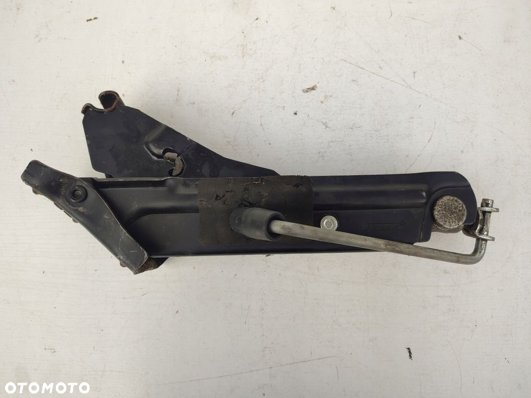 Lewarek ucho klucz zestaw VOLVO V70 II 8679369 - 2