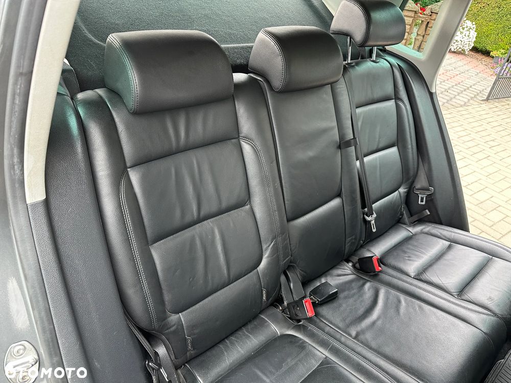 Volkswagen Tiguan - 22