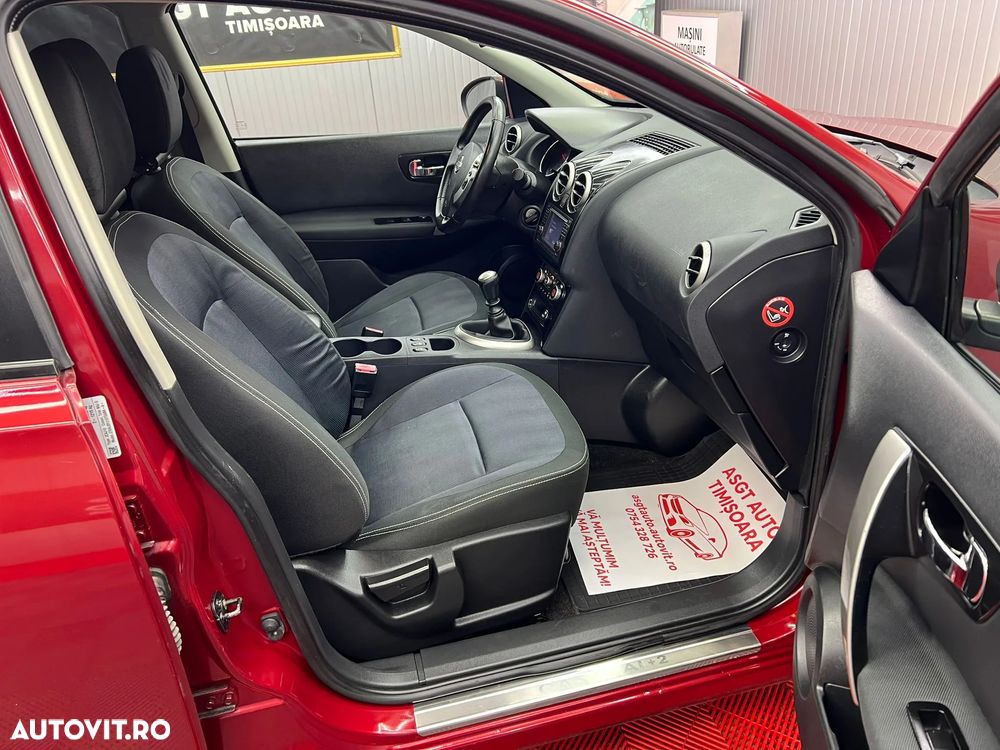 Nissan Qashqai+2 - 12