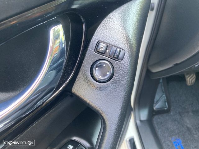Nissan Qashqai 1.5 dCi Black Edition - 28