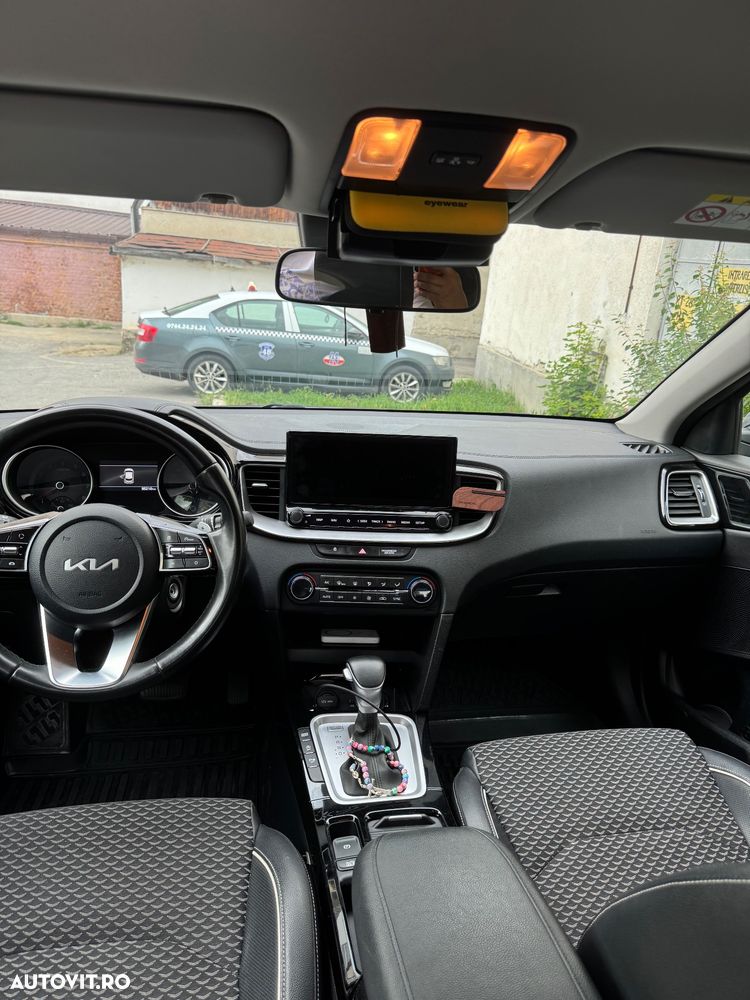 Kia XCeed - 27