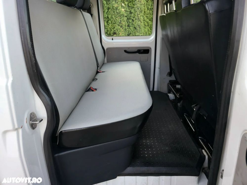 Volkswagen Transporter - 6