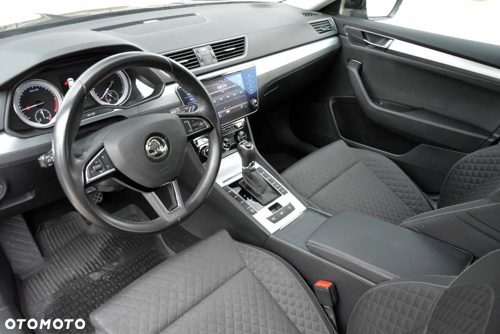 Skoda Superb 2.0 TDI Ambition DSG7 - 10
