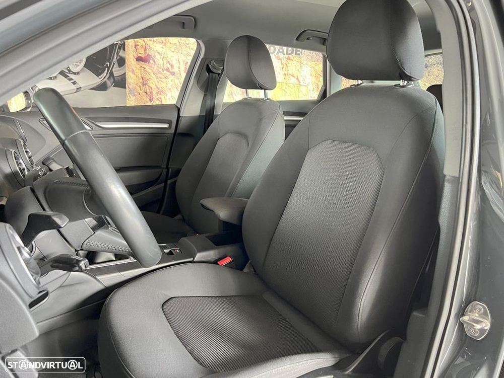 Audi A3 Sportback 30 TFSI - 8