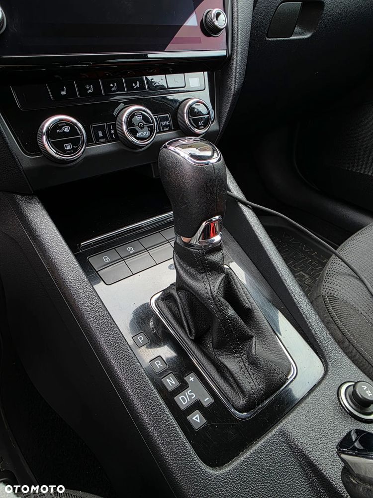 Skoda Octavia 2.0 TDI Style DSG - 13