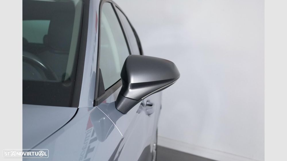 SEAT Leon 1.5 TSI e-Hybrid FR DSG — fotografia 5