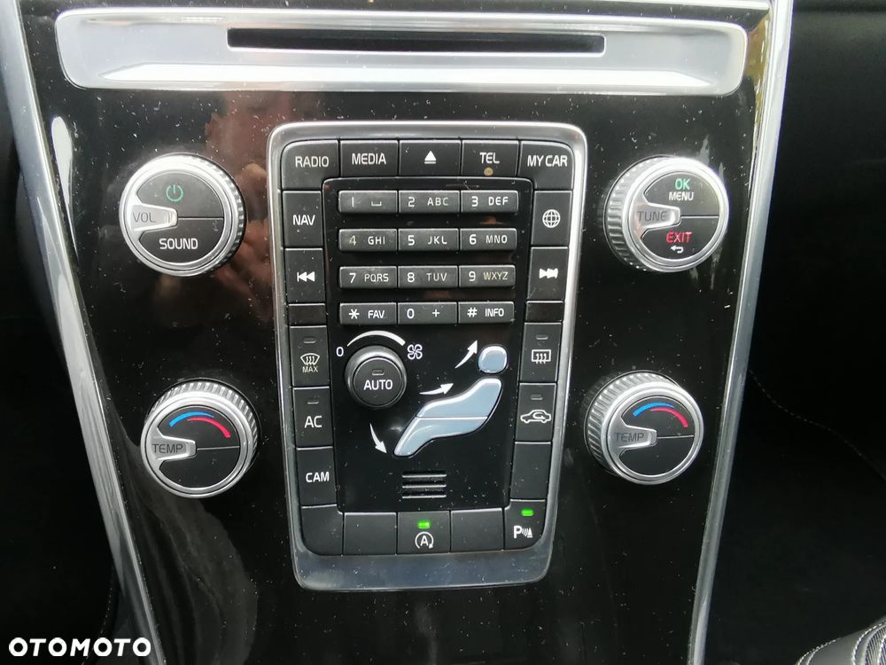 Volvo XC 60 D3 Momentum - 18