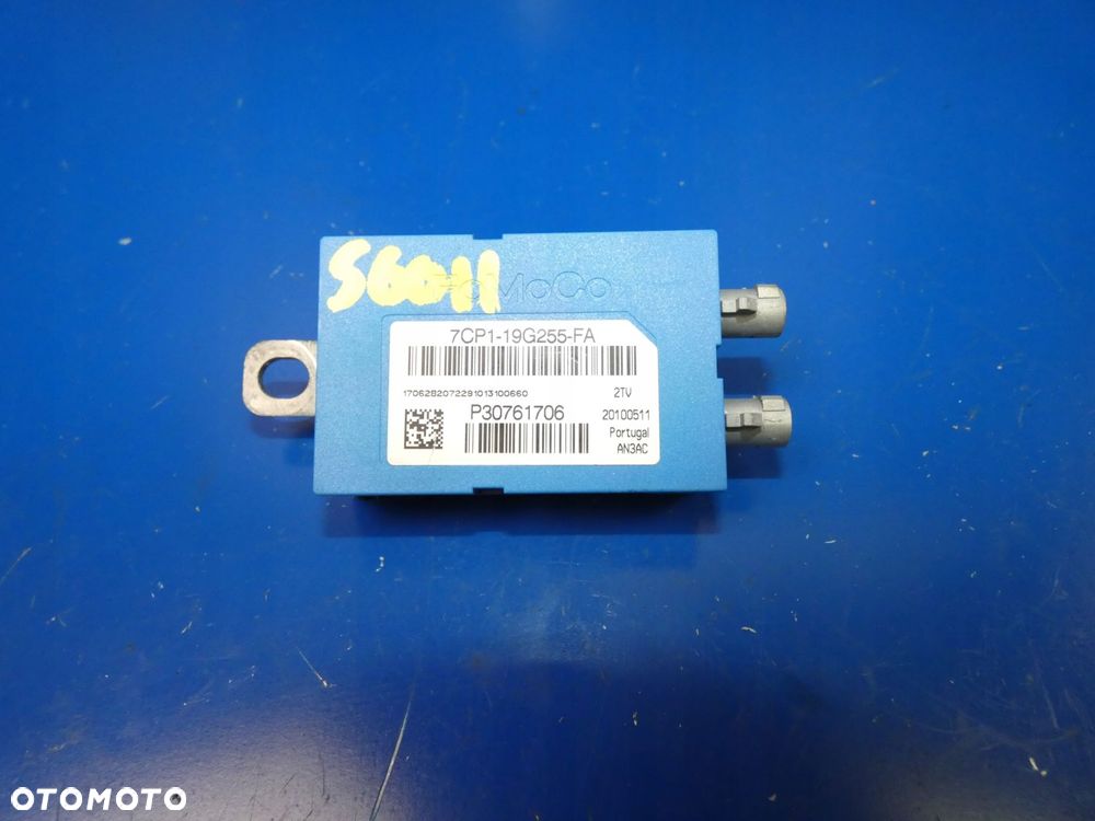 VOLVO S60 II V60 WZMACNIACZ ANTENOWY ANTENY - 1