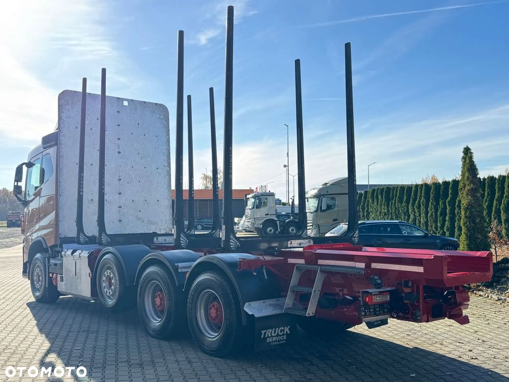 Volvo FH16 750 8x4 POJAZD DO DRZEWA - 6