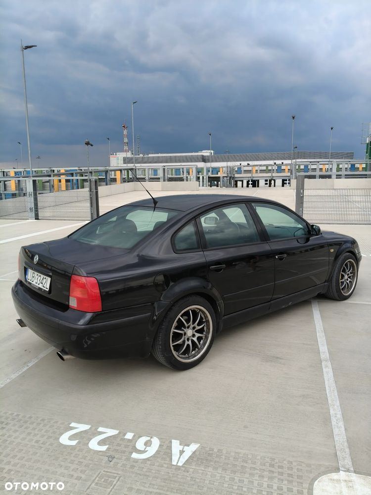 Volkswagen Passat - 3