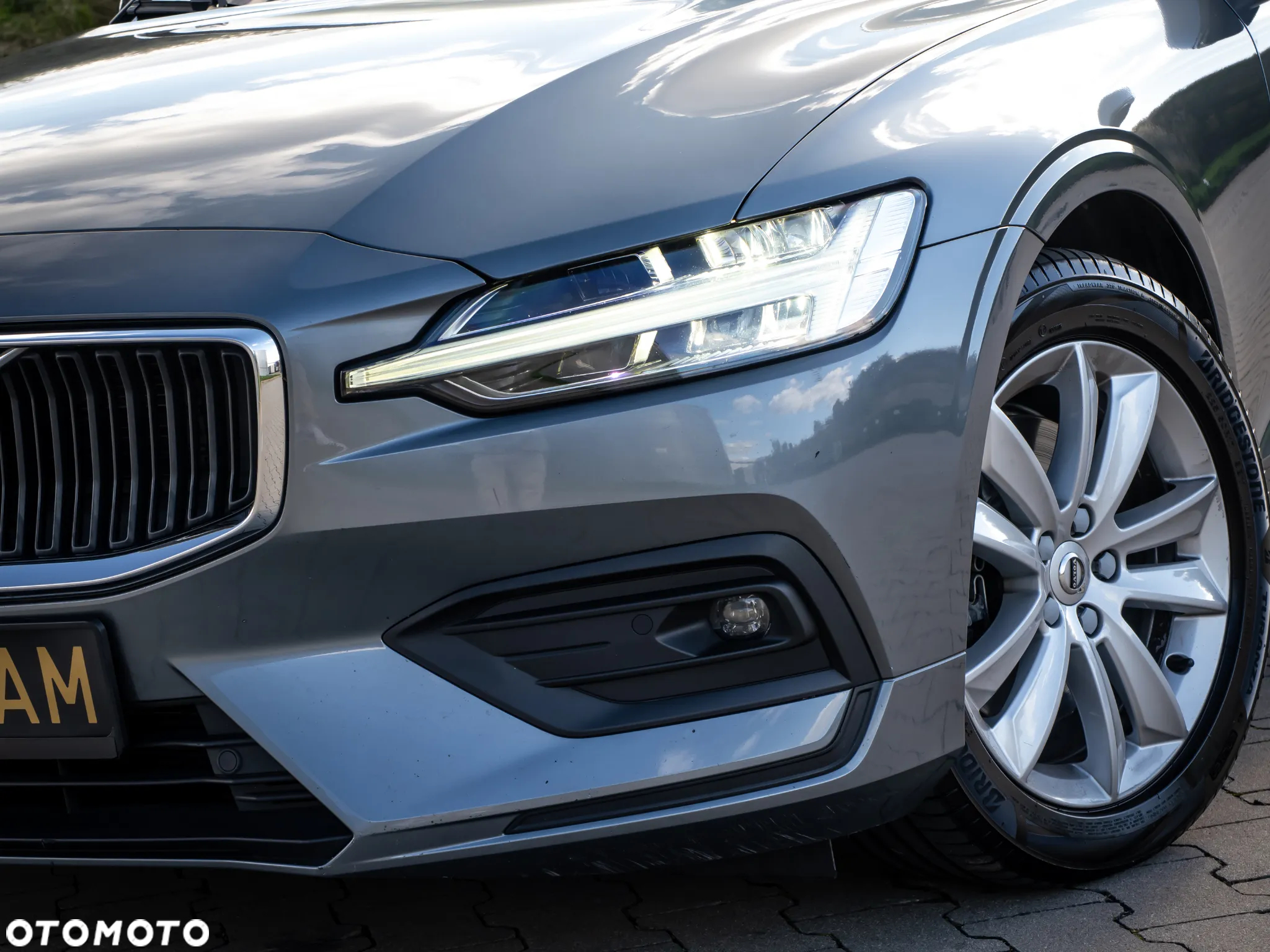 Volvo V60 B4 D Ultimate Bright - 10