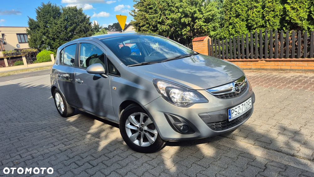 Opel Corsa 1.2 16V Enjoy - 8