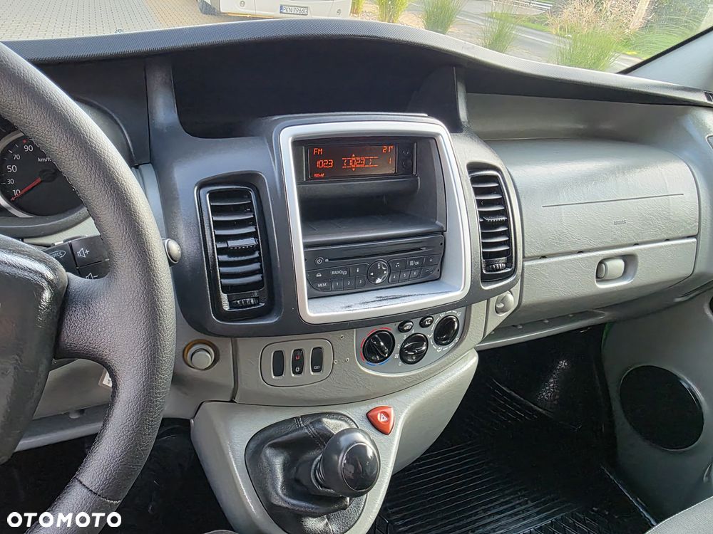 Renault Trafic - 24
