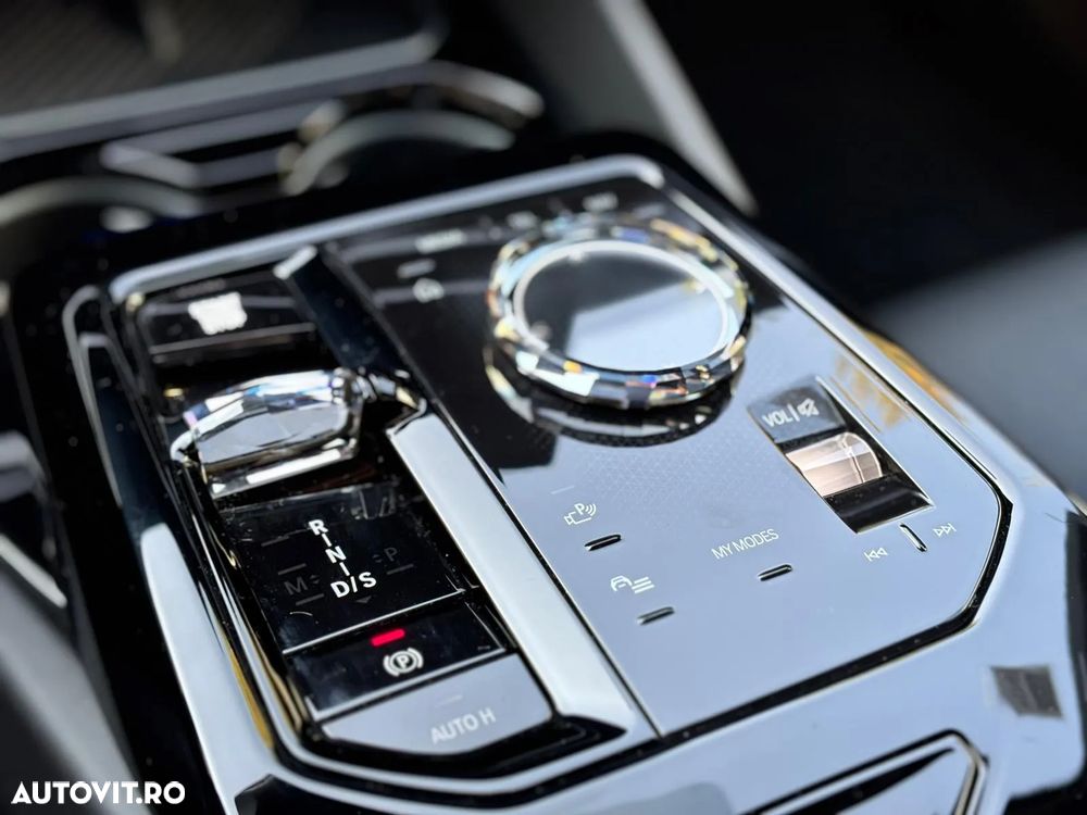 BMW Seria 5 520d xDrive AT MHEV - 14