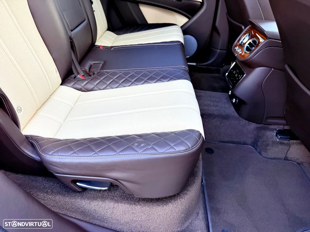 Bentley Bentayga V8 - 33