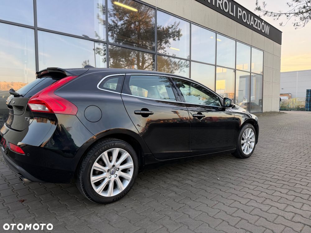 Volvo V40 T3 Geartronic Summum - 7