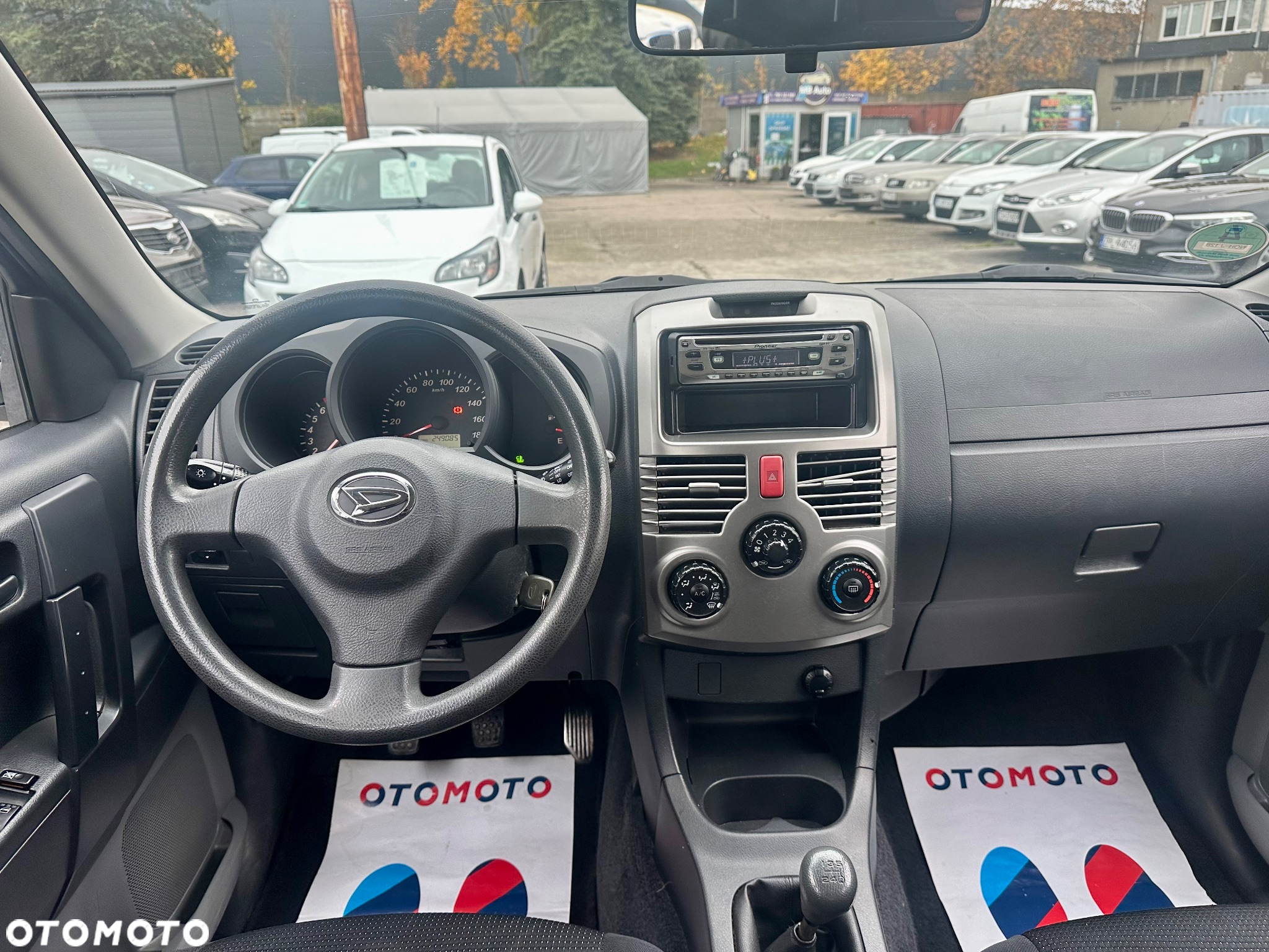 Daihatsu Terios 2WD Top - 16