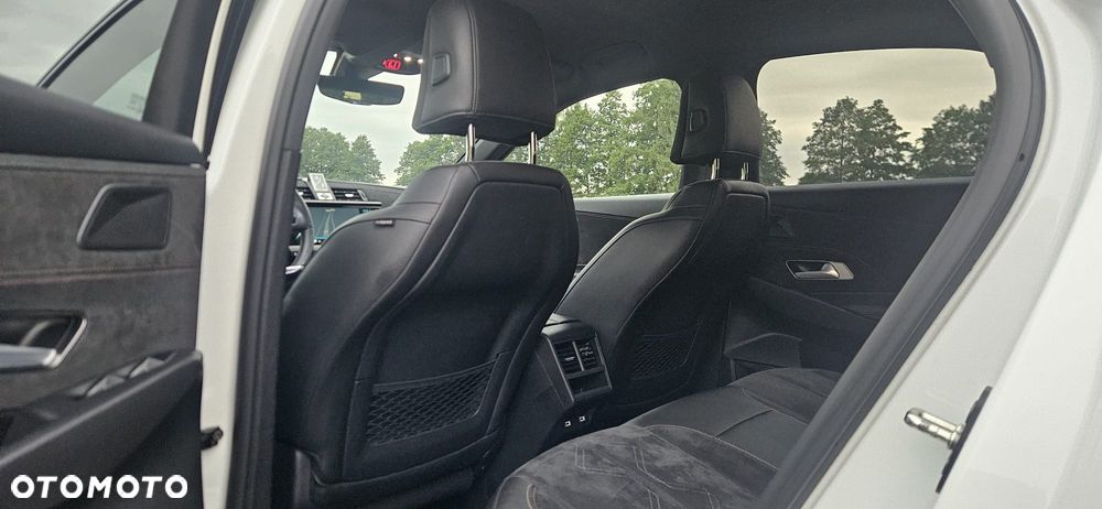 DS Automobiles DS 7 Crossback 1.6 PureTech GPF Performance Line + - 33