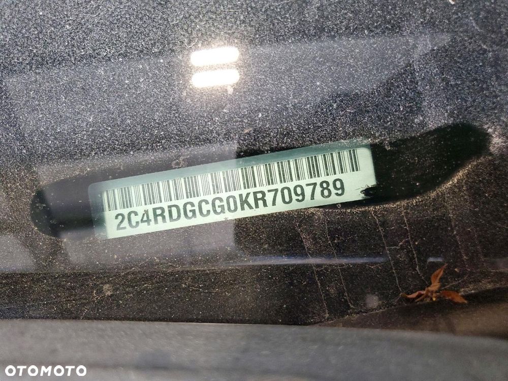 Dodge Grand Caravan 3.6 R/T - 27