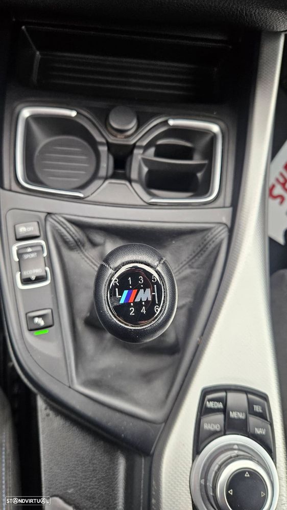 BMW 220 d Coupe Pack M - 25