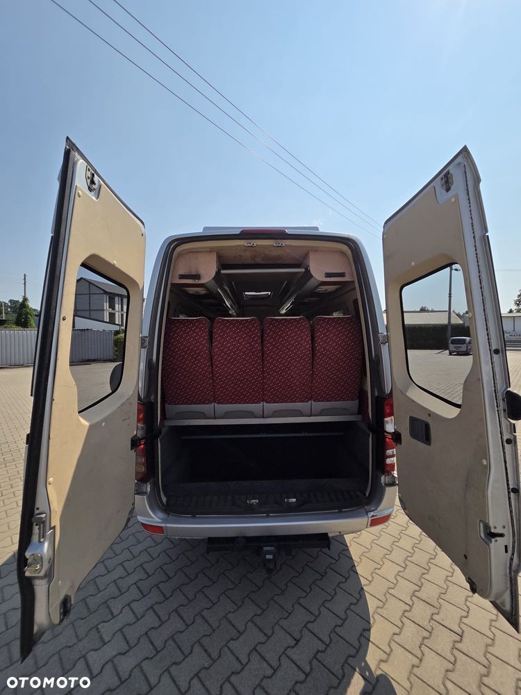 Mercedes-Benz Sprinter - 16