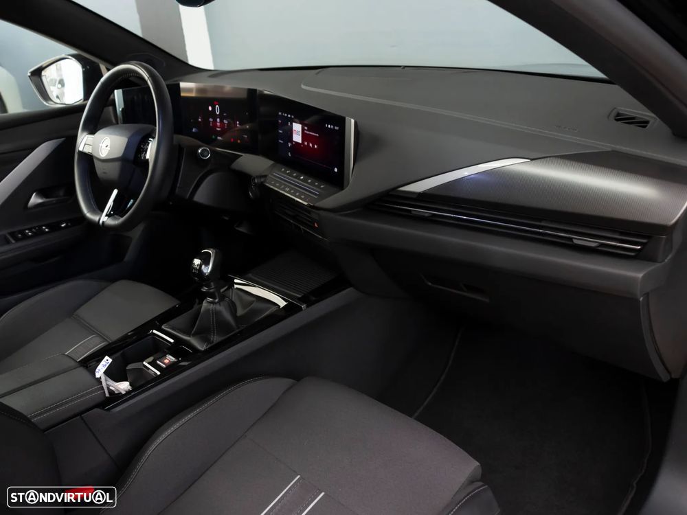 Opel Astra Sports Tourer 1.2 T GS - 15