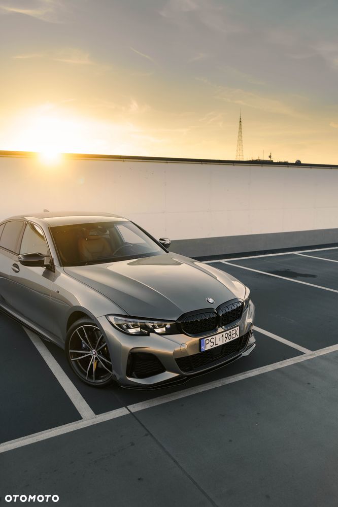 BMW Seria 3 M340i xDrive - 23