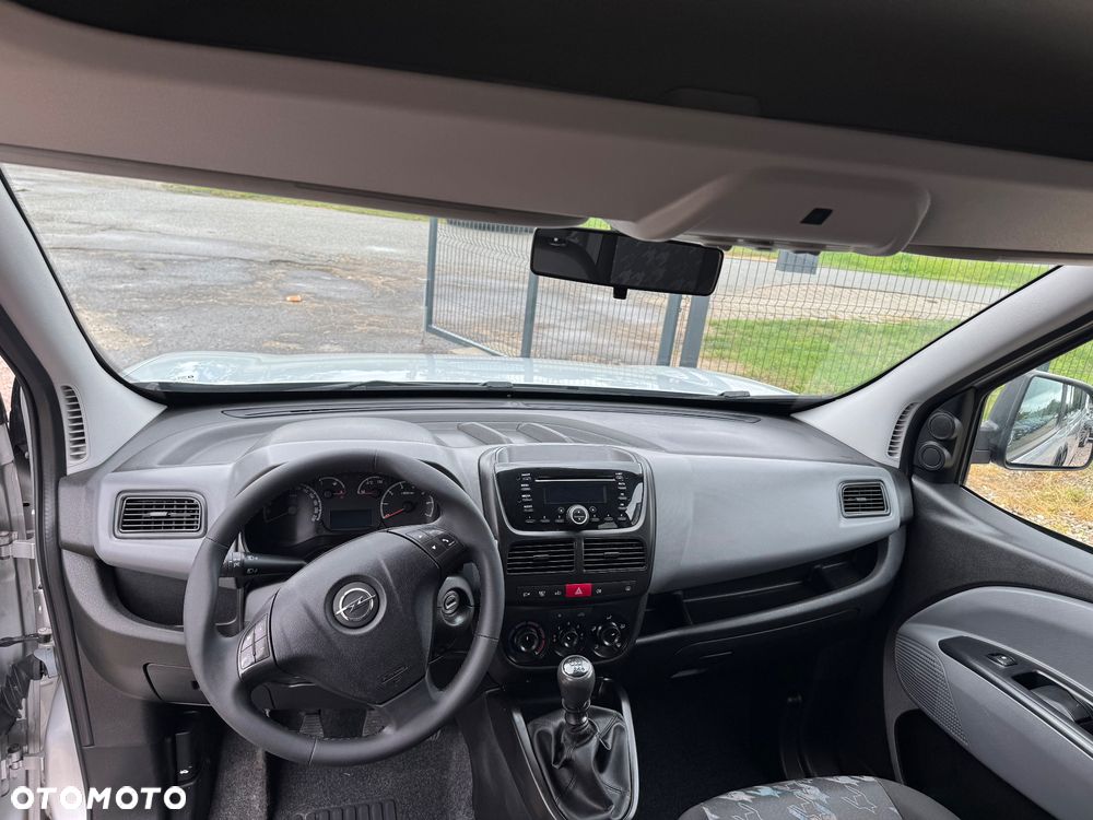 Opel Combo - 13