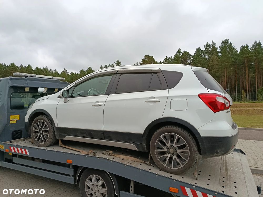 Suzuki SX4 S-Cross 1.6 VVT CVT 4x4 limited - 4