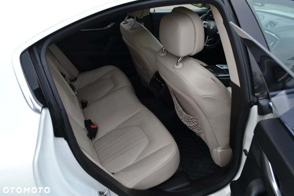 Maserati Ghibli Automatik - 24