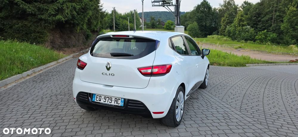 Renault Clio TCe 90 Limited - 10