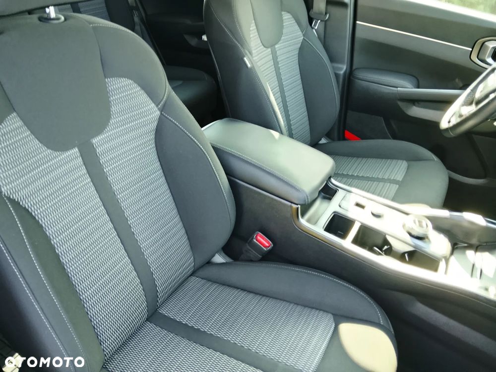 Kia Sorento 1.6 T-GDI HEV XL 7os - 23