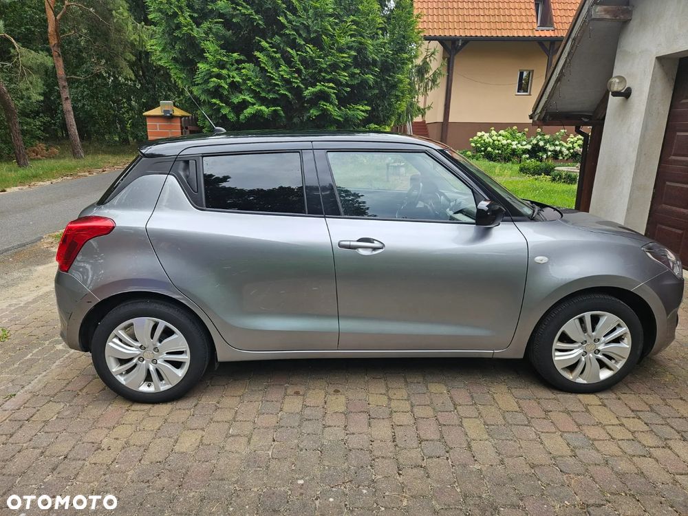 Suzuki Swift 1.2 Premium Plus - 7