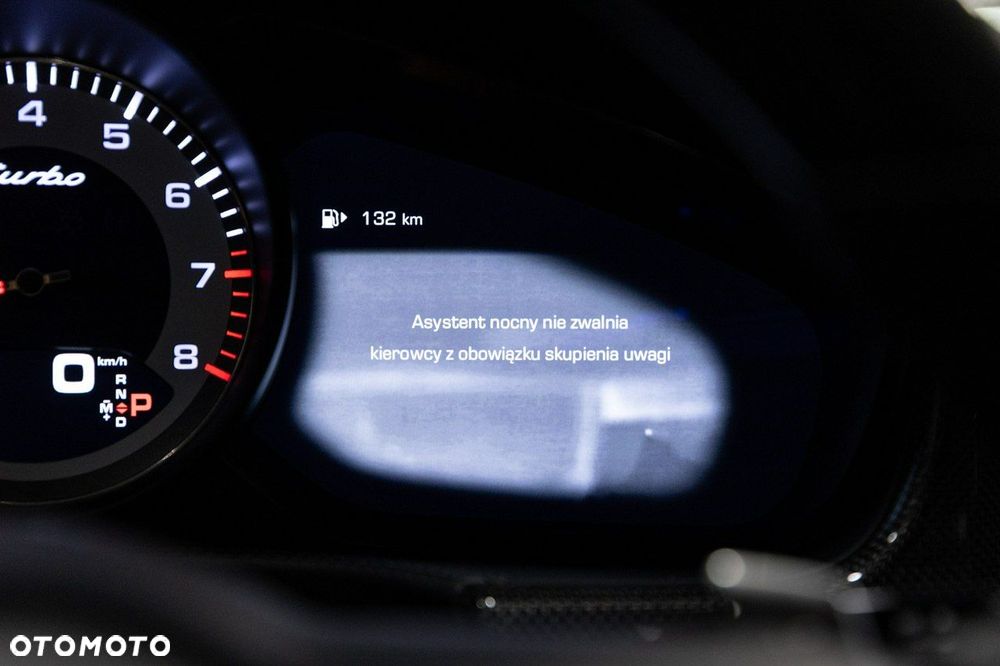 Porsche Panamera Turbo - 38