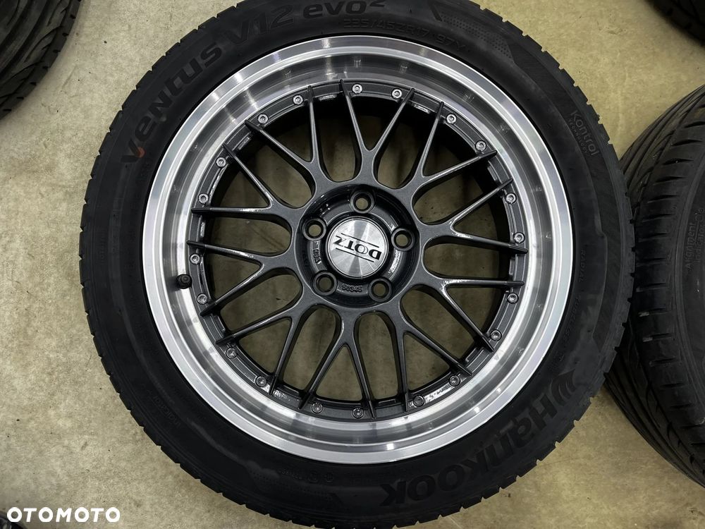 Felgi aluminiowe VW Volkswagen Audi Seat Skoda r17 cali 7,5jx17 ET48 5x112 DOTZ REVVO DARK polerowan - 10