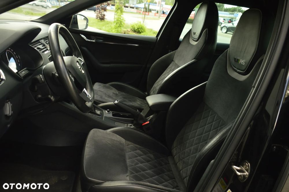 Skoda Octavia 2.0 TDI (Green tec) 4x4 DSG RS - 18