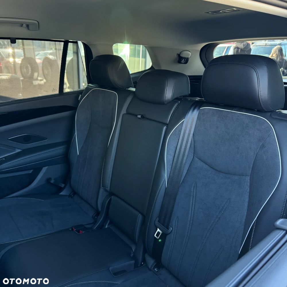 Volkswagen Tayron 1.5 TSI eHybrid PHEV 150kW Elegance DSG - 11