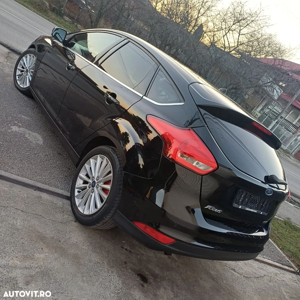 Ford Focus 1.0 EcoBoost Start Stop Titanium - 12