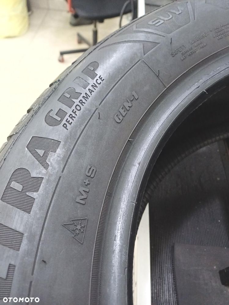 2x 215/65R17 goodyear 2020 opony zimowe 6mm 52829 - 5