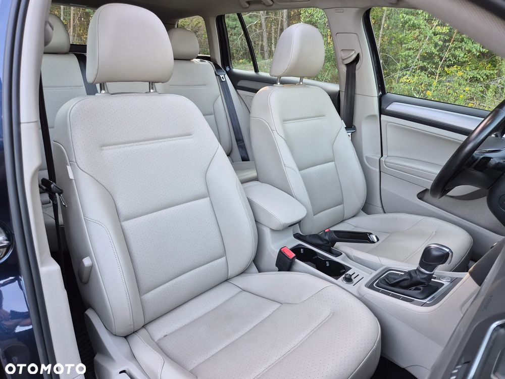 Volkswagen Golf - 13