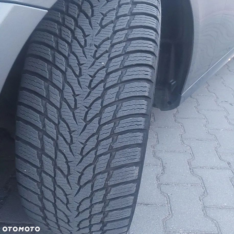 Mercedes-Benz Klasa E 220 d 4-Matic 9G-TRONIC - 9