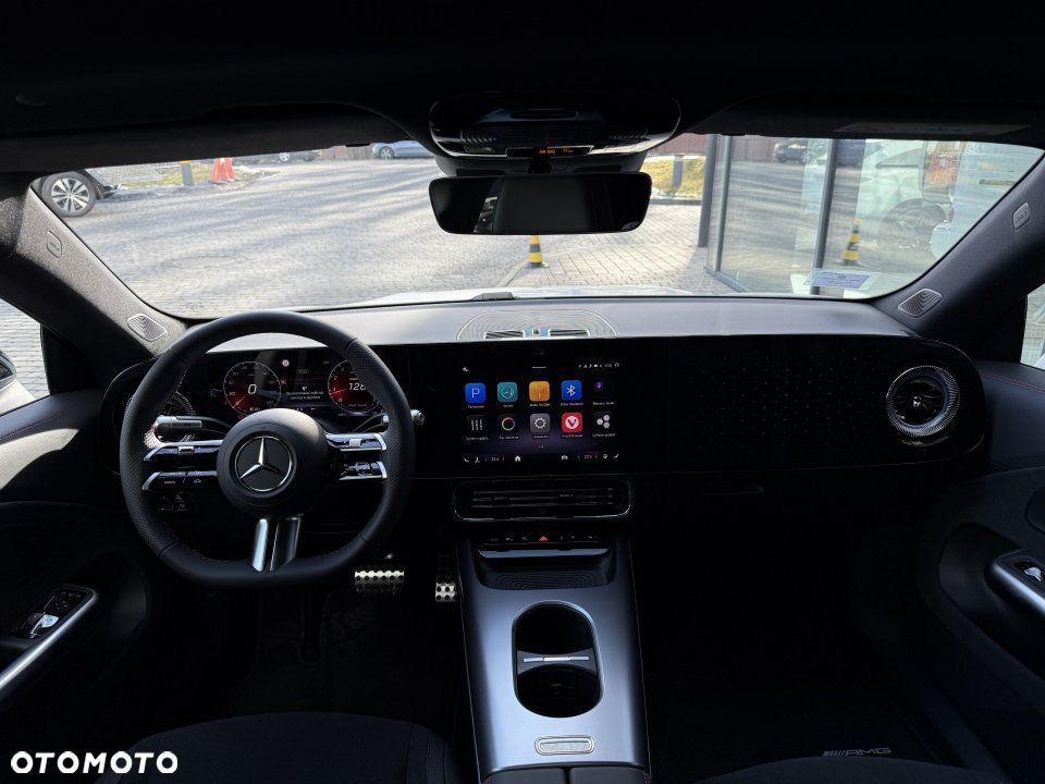 Mercedes-Benz CLA - 5
