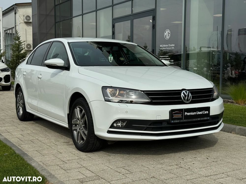 Volkswagen Jetta 1.2 TSI Comfortline - 1